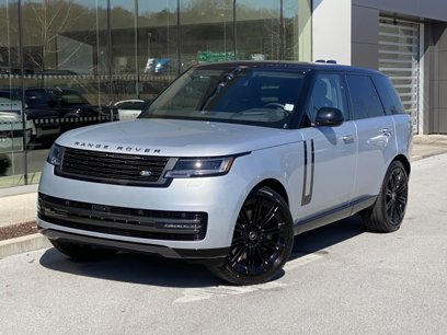 New 2025 Land Rover Range Rover SE