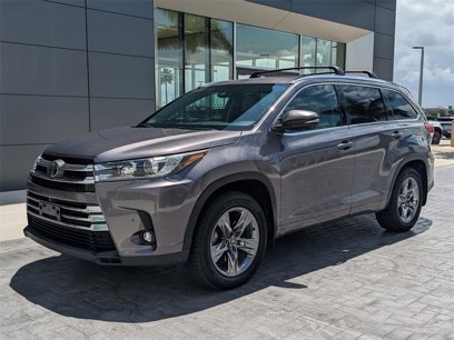 Used 2019 Toyota Highlander Limited Platinum