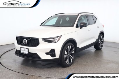 Used 2024 Volvo XC40 B5 Plus w/ Climate Package
