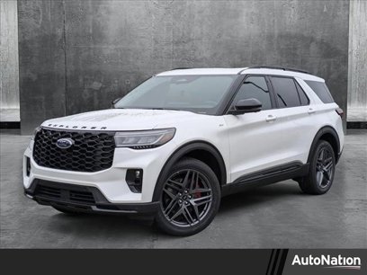 New 2025 Ford Explorer ST-Line w/ Premium Package