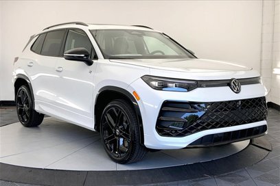 New 2025 Volkswagen Tiguan SE R-Line