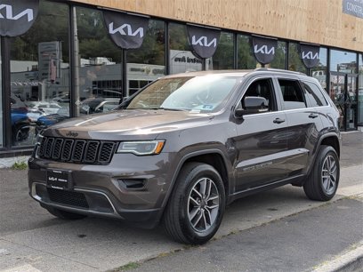 Used 2020 Jeep Grand Cherokee Limited w/ Premium Lighting Group