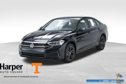 Used 2024 Volkswagen Jetta SE w/ Panoramic Sunroof Package