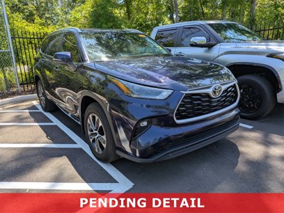 Used 2023 Toyota Highlander XLE