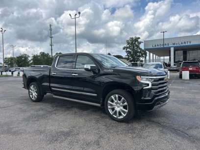 Used 2025 Chevrolet Silverado 1500 High Country w/ High Country Premium Package