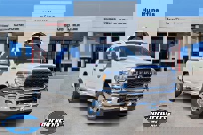 New 2024 RAM 2500 Tradesman w/ Chrome Appearance Group