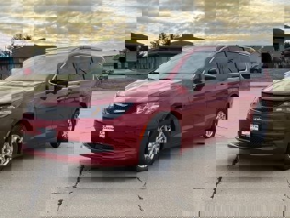New 2025 Chrysler Voyager LX