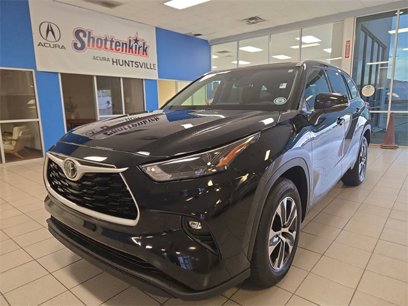 Used 2022 Toyota Highlander XLE