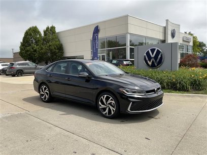 New 2025 Volkswagen Jetta SEL