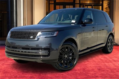 New 2025 Land Rover Range Rover Long Wheelbase SE