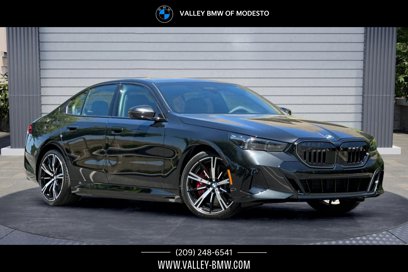 New 2026 BMW 550e xDrive