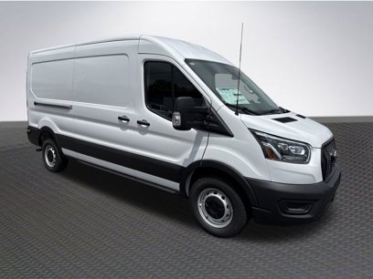 New 2025 Ford Transit 250 148 Medium Roof w/ Load Area Protection Package