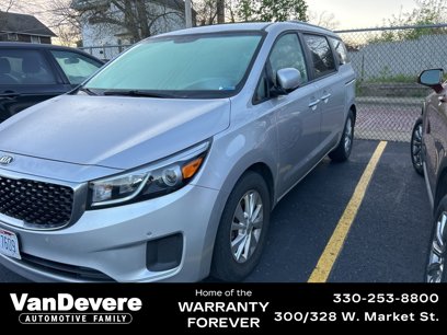Used 2017 Kia Sedona LX w/ LX Essentials Premium Package