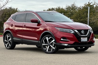 Used 2022 Nissan Rogue Sport SL w/ Premium Package