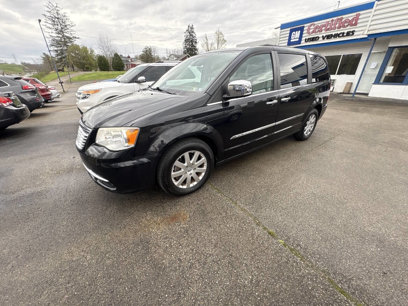 Used 2012 Chrysler Town & Country Touring-L w/ Entertainment Group #2