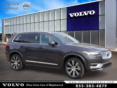 New 2025 Volvo XC90 T8 Core w/ Climate Package