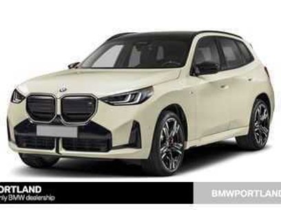 New 2025 BMW X3 xDrive30i w/ Premium Package
