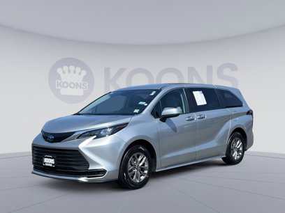 Used 2024 Toyota Sienna LE