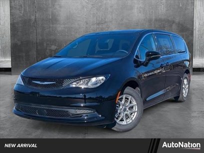 New 2025 Chrysler Voyager LX