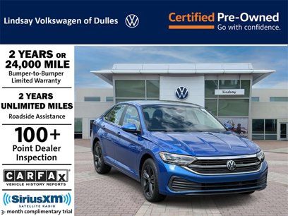 Used 2024 Volkswagen Jetta SE w/ Panoramic Sunroof Package