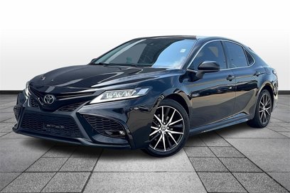 Used 2021 Toyota Camry SE