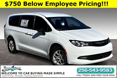 New 2025 Chrysler Voyager LX