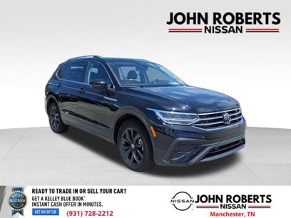 Used 2024 Volkswagen Tiguan SE w/ Panoramic Sunroof Package