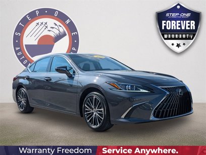 Used 2025 Lexus ES 350 w/ Premium Package
