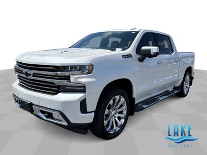 Certified 2022 Chevrolet Silverado 1500 High Country w/ LPO, Dark Essentials Package