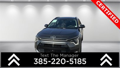 Used 2024 Kia Niro EX Touring
