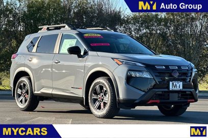 New 2025 Nissan Rogue SV