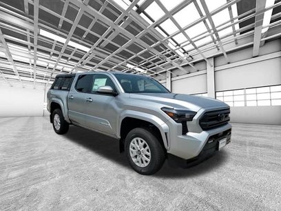 New 2025 Toyota Tacoma SR5
