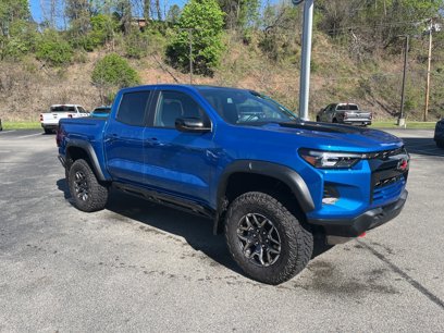 Used 2024 Chevrolet Colorado ZR2 w/ Technology Package