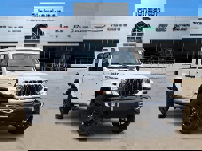 New 2025 Jeep Gladiator Sport