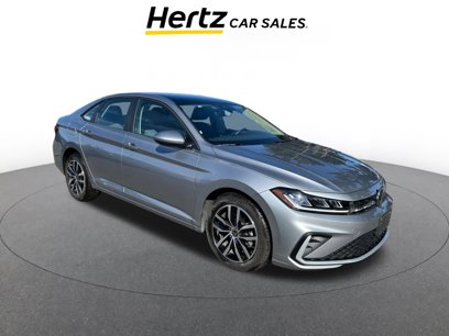 Used 2025 Volkswagen Jetta SE
