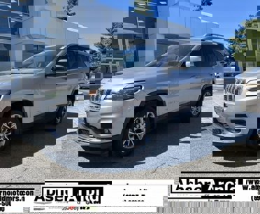 Used 2019 Jeep Cherokee Latitude Plus w/ Comfort/Convenience Group