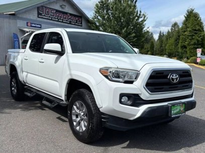 Used 2016 Toyota Tacoma SR5 w/ SR5 Appearance Package (SN)