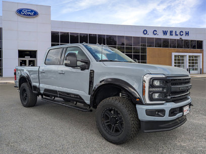 New 2024 Ford F250 Lariat w/ Lariat Ultimate Package