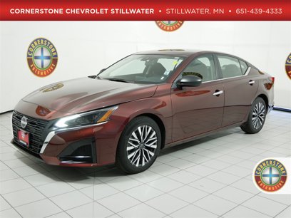 Used 2024 Nissan Altima 2.5 SV