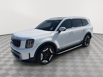 Used 2023 Kia Telluride S w/ S Sunroof Package