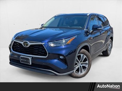 Used 2022 Toyota Highlander XLE