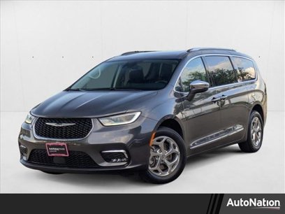 Used 2021 Chrysler Pacifica Limited