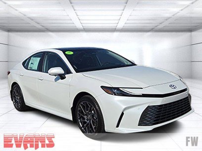 New 2025 Toyota Camry XLE w/ Premium Plus Package
