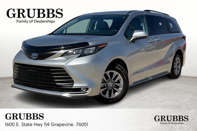 Used 2024 Toyota Sienna XLE