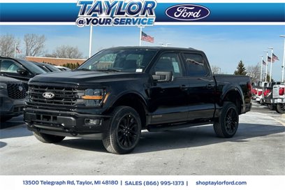 New 2025 Ford F150 XLT w/ Equipment Group 302A MID