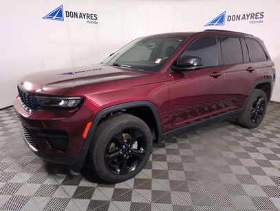 Used 2023 Jeep Grand Cherokee Altitude