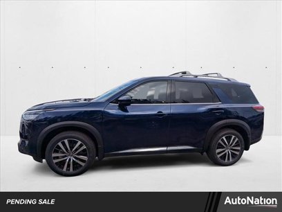 New 2025 Nissan Pathfinder Platinum w/ Cargo Package