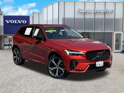 New 2024 Volvo XC60 B5 Ultimate w/ Climate Package