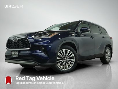 Used 2023 Toyota Highlander Platinum