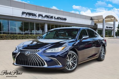 New 2025 Lexus ES 350 w/ Premium Package